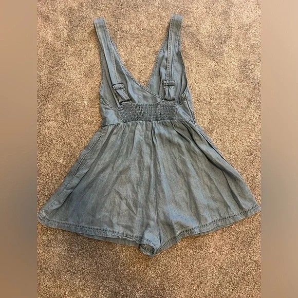 Urban Outfitters romper size S EUC - Picture 3 of 7